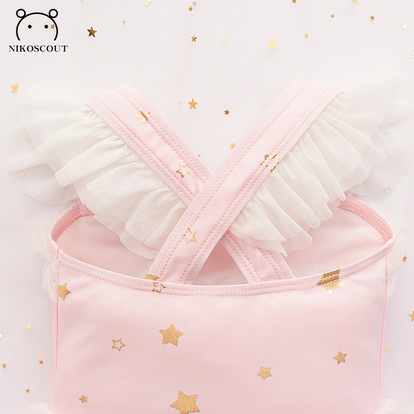 Moodne laste täisujumistrikoo staaridest tülliga