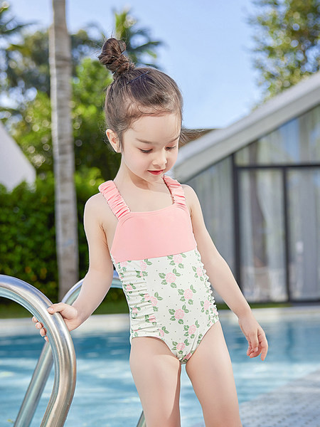 Rihmade ja lillemotiividega laste ujumistrikoo