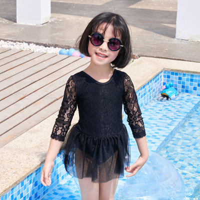 Laste täisujumistrikoo tüüpi pitskleit