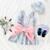 Värviline roosa paelaga laste ujumistrikoo tüdrukutele