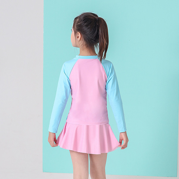 Dječji cijeli kupaći kostim s dugim rukavima i aplikacijom