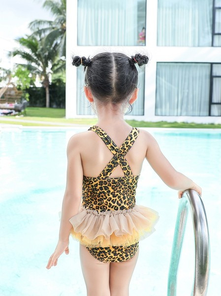 Leopardimustriga ja ristrihmadega laste täisujumistrikoo