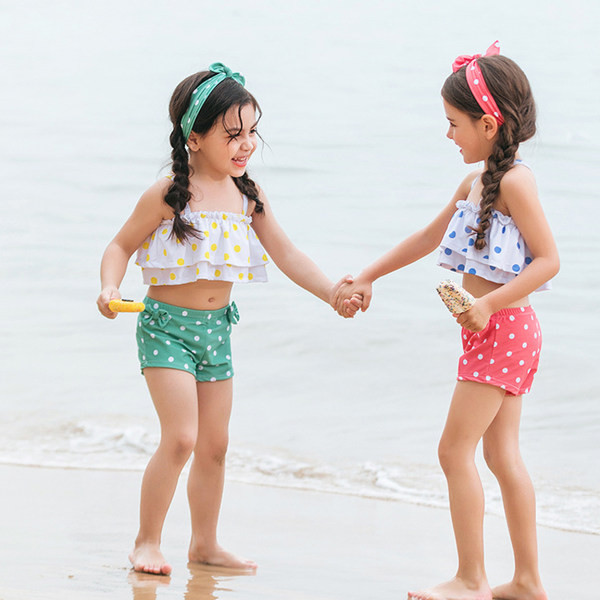 Uut mudelit kaheosaline täppidega laste ujumistrikoo tüdrukutele