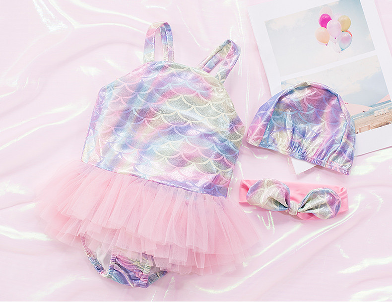 Uus mudel laste ujumistrikoo tülli ja 3D elemendiga