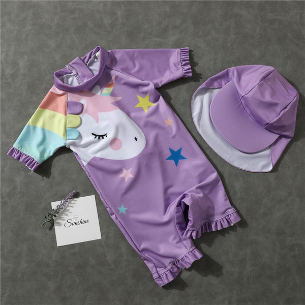 Детски цял бански с 3/4 ръкав и цветна апликация 