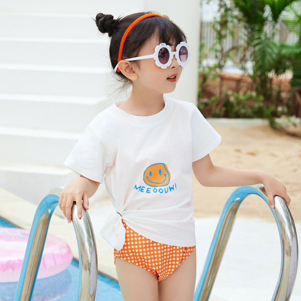 Värvilise mustriga laste täisujumistrikoo tüdrukule