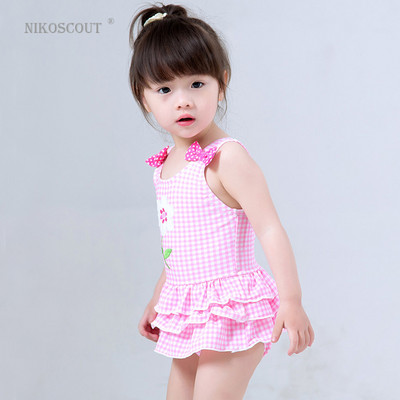 Novi model kariranog dječjeg kupaćeg kostima za djevojčice u rozoj boji