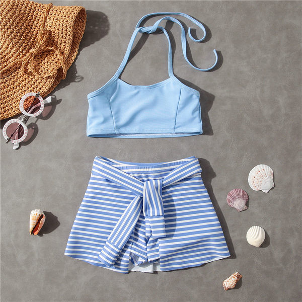 Kaheosaline õhukeste rihmadega ujumistrikoo tüdrukutele