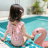 Dječji cijeli kupaći kostim s vezicama u ružičastoj boji