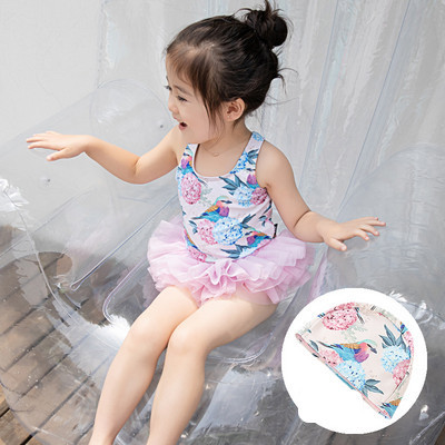 Laste terve ujumistrikoo mitu mudelit