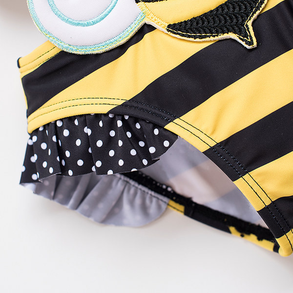 Παιδικό ριγέ μαγιό με βολάν για κορίτσια