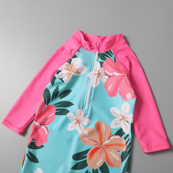 Pilns bērnu peldkostīms ar rāvējslēdzēju