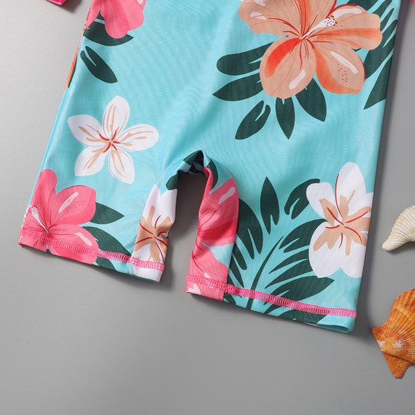 Pilns bērnu peldkostīms ar rāvējslēdzēju