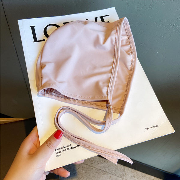 Dječji cijeli kupaći kostim s tankim naramenicama i sjajnim elementima