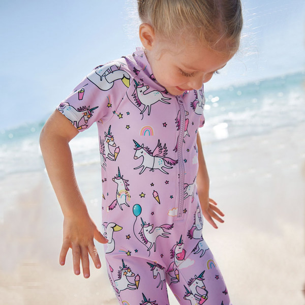 Lukuga laste ujumistrikoo ükssarvikutel