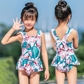 Цветен цял бански костюм за момичета с къдри