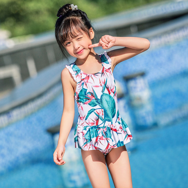 Цветен цял бански костюм за момичета с къдри