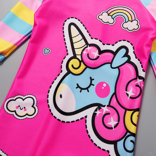 Dječji kupaći kostim s aplikacijom i dugim rukavima