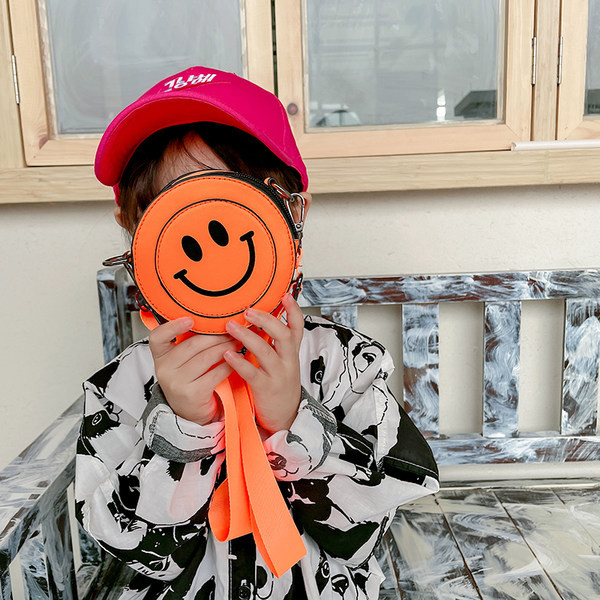 Dječja mala okrugla torbica za djevojčice na rame