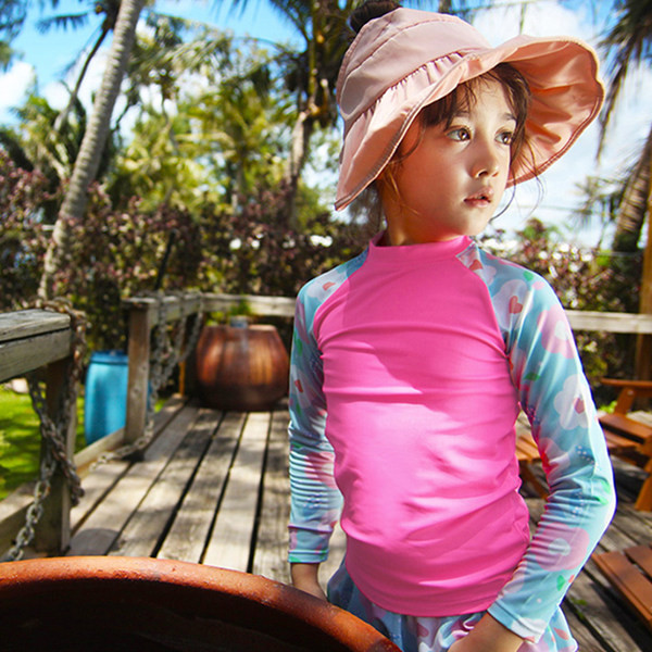 Dječji kupaći kostim s dugim rukavima za djevojčice