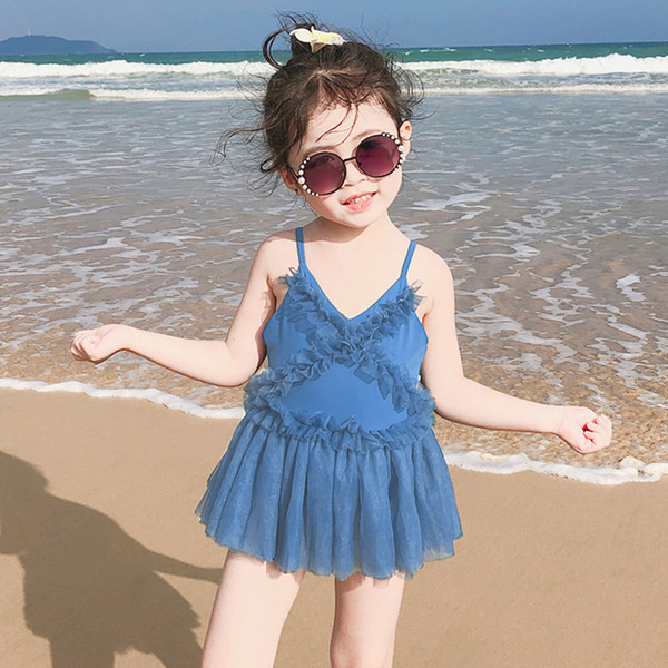 Čitava vrsta kupaćeg kostima od tila za djevojčice