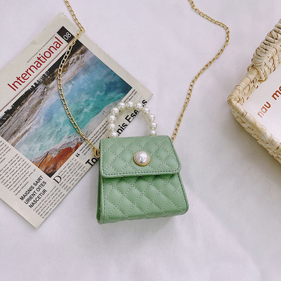 Стилна детска мини чанта с декоративни перли изчистен модел