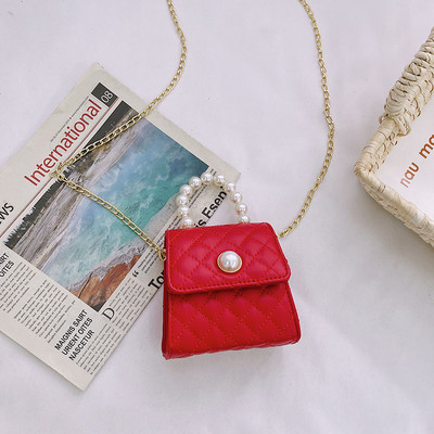 Стилна детска мини чанта с декоративни перли изчистен модел