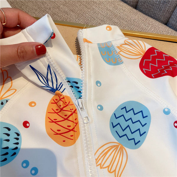 Dječji cijeli kupaći kostim s kratkim rukavima i šarenim aplikacijama