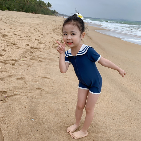 Dječji cijeli kupaći kostim kratkih rukava - plava boja