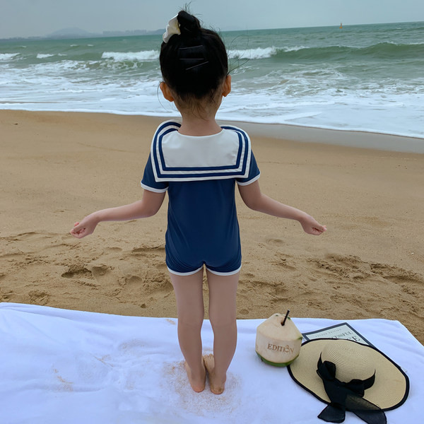 Dječji cijeli kupaći kostim kratkih rukava - plava boja