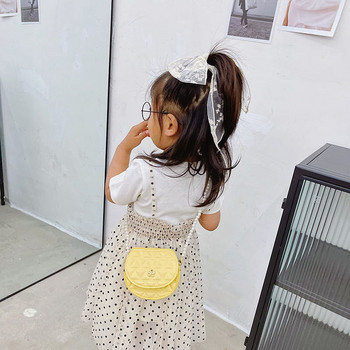 Κομψή παιδική τσάντα απλό μοντέλο με μεταλλική λαβή