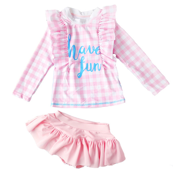 Dječji karirani kupaći kostim iz dva dijela - gornji dio s dugim rukavima