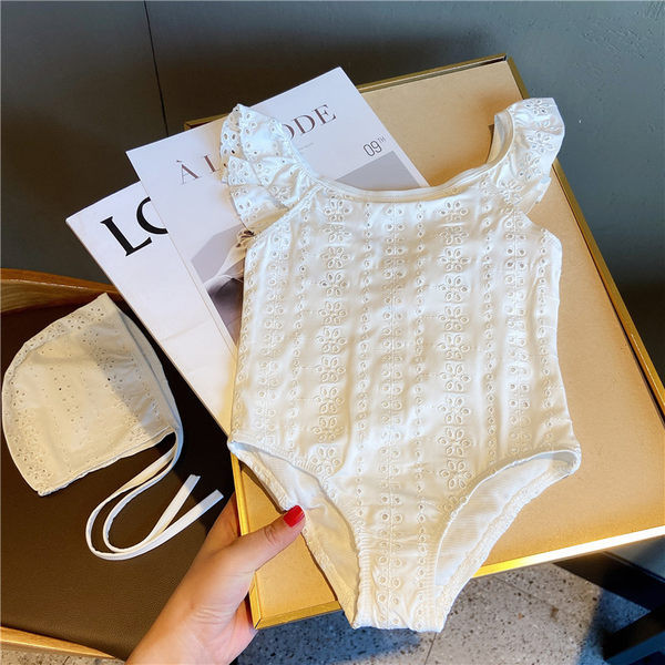 Laste täisujumistrikoo tikandite ja lokkidega