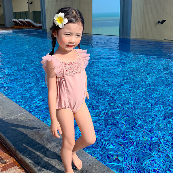 Puni ružičasti kupaći kostim s ukrasom krila za djevojčice