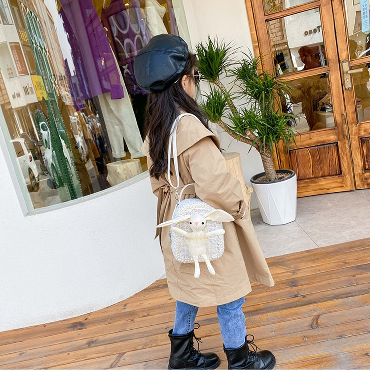 Moodne laste dekoratiivpärlite ja 3D elemendiga seljakott