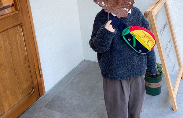 Moderna dječja torba s patentnim zatvaračem za dječake