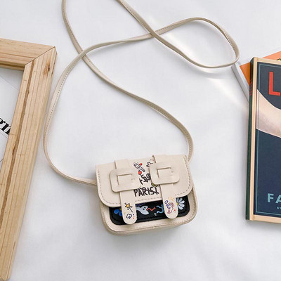 Κομψή παιδική τσάντα πάνω από τον ώμο με επιγραφή