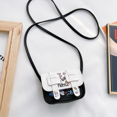 Κομψή παιδική τσάντα πάνω από τον ώμο με επιγραφή