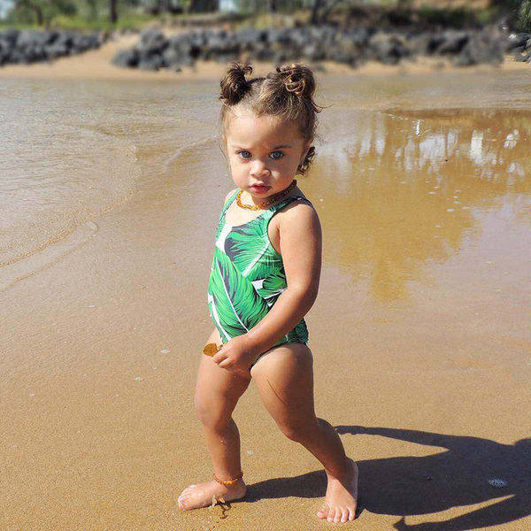 Dječji kupaći kostim sa širokim naramenicama u zelenoj boji