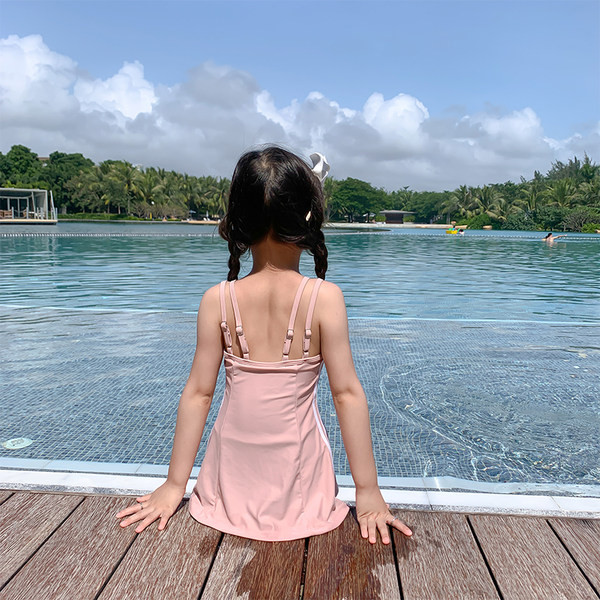 Peenikeste rihmadega laste ujumisriided tüdrukutele