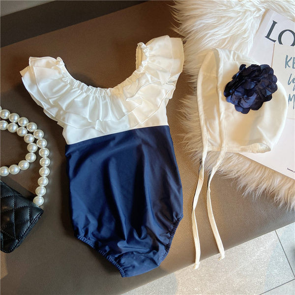 Täielik lokkidega ujumistrikoo tüdrukutele