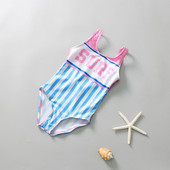 Ženski kupaći kostim s natpisom u plavoj i rozoj boji