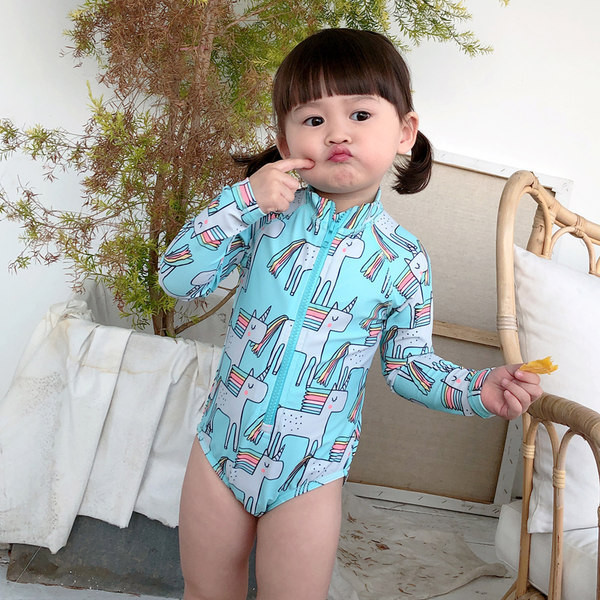 siniste ja pikkade varrukatega laste ujumistrikoo