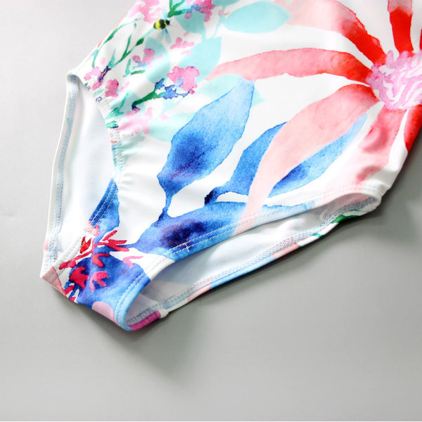 Παιδικό μαγιό με χρωματιστό μοτίβο για κορίτσια