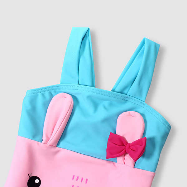 Dječji cijeli kupaći kostim s aplikacijama i 3D elementima