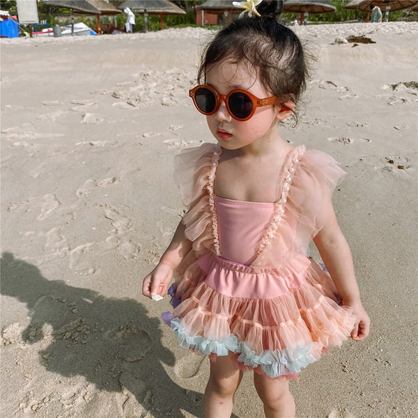 Παιδικό μαγιό με λεπτούς ιμάντες σε ροζ χρώμα