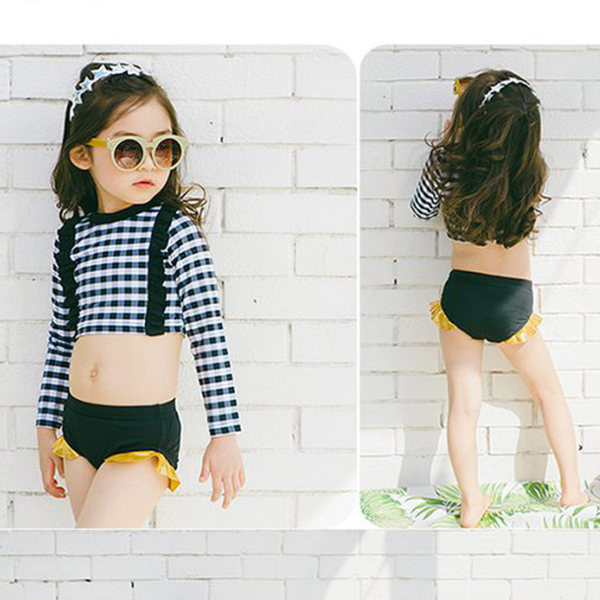 Laste kaasaegne kaheosaline ujumistrikoo