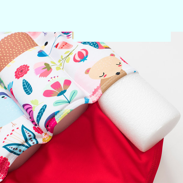 Täielik sisseehitatud ujukite ja paelaga ujumistrikoo tüdrukutele