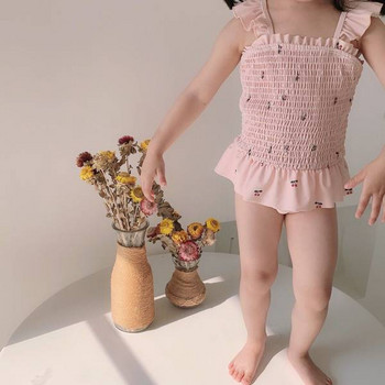 Παιδικό μαγιό σε ροζ χρώμα - δύο μέρη ή ολόσωμο μοντέλο