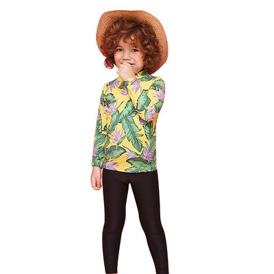 Laste lillemustriga päikesekaitsega ujumistrikoo